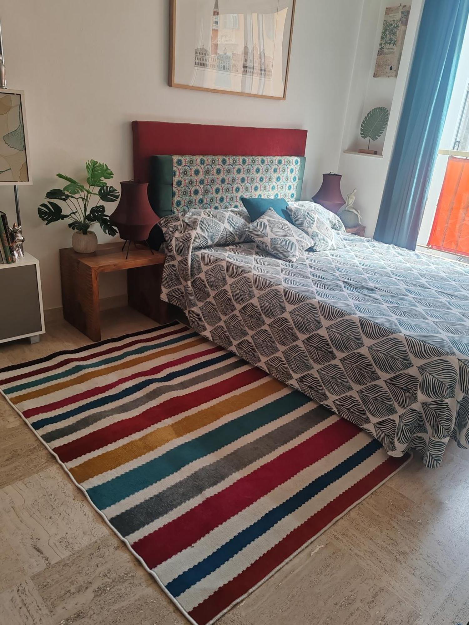 Central Studio Apartment *